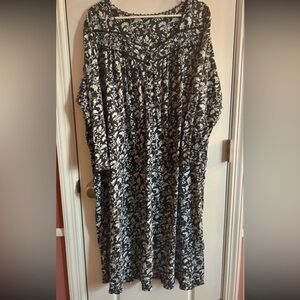 Vintage Navy Floral Women's Nightdress